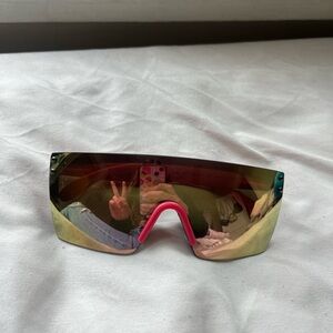 Heatwave brand pink sunglasses